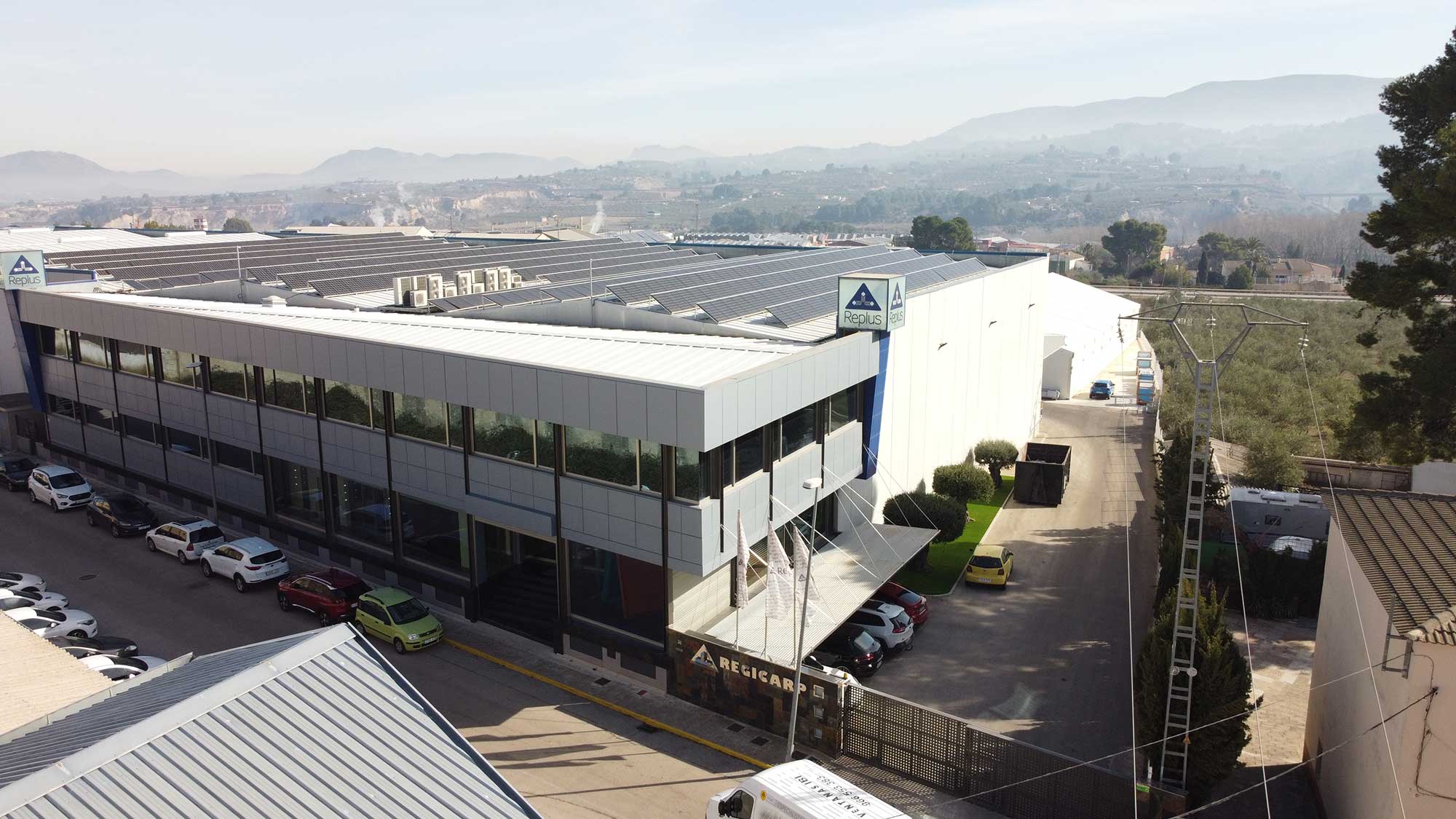 Interior de la fábrica Replus Zaragoza